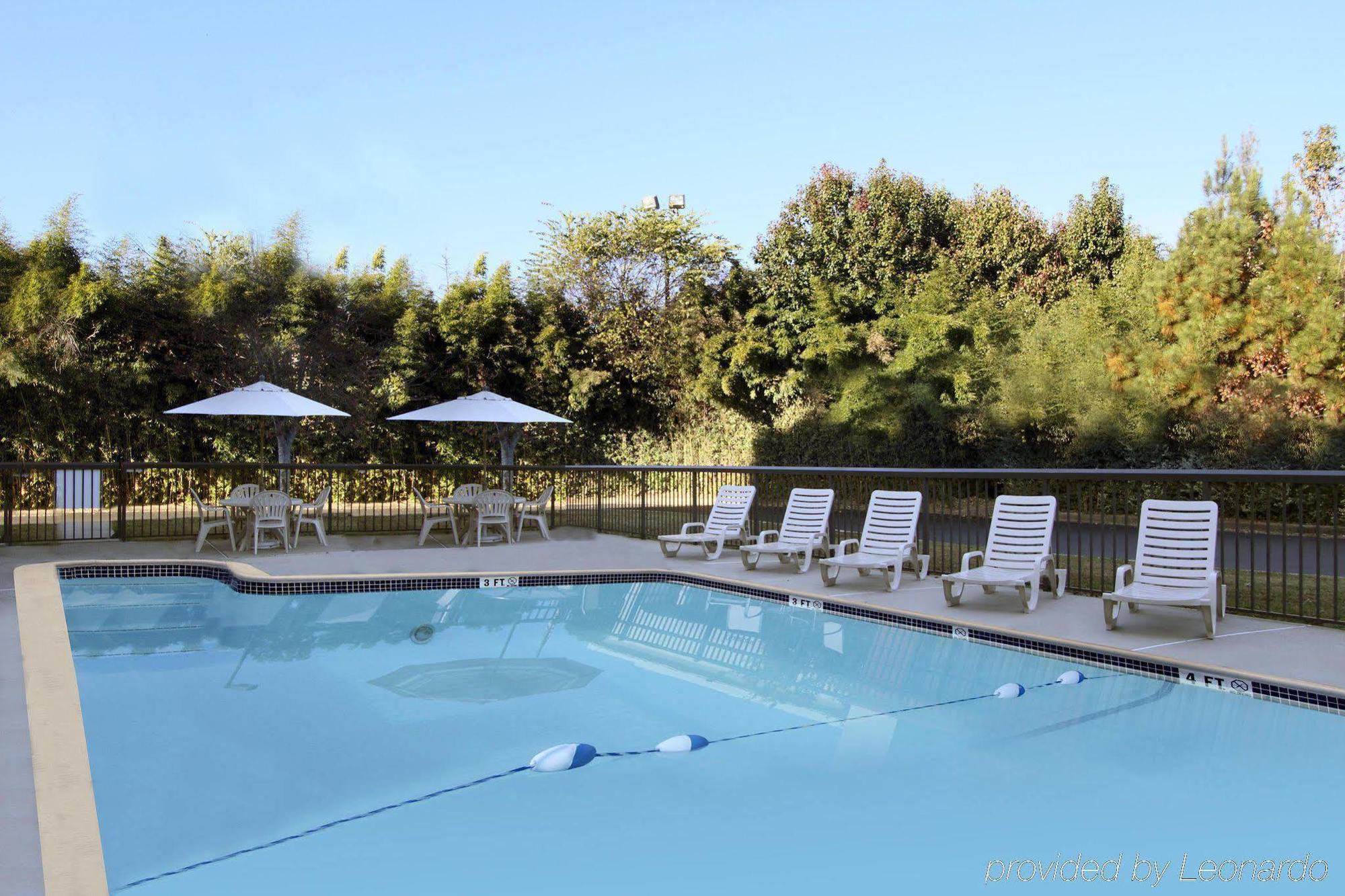 Hampton Inn Madison Buitenkant foto